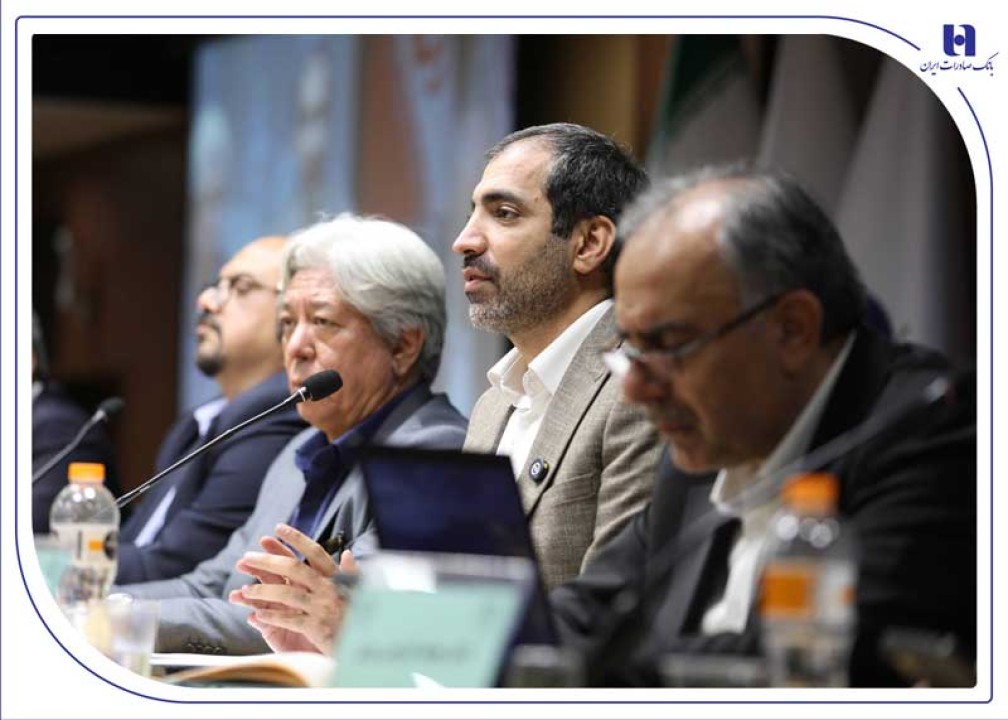 بررسی راههای برونرفت از چالش تأمین مالی صنعت نفت و گاز توسط عضو هیأت مدیره بانک صادرات ایران بررسی راههای برونرفت از چالش تأمین مالی صنعت نفت و گاز توسط عضو هیأت مدیره بانک صادرات ایران